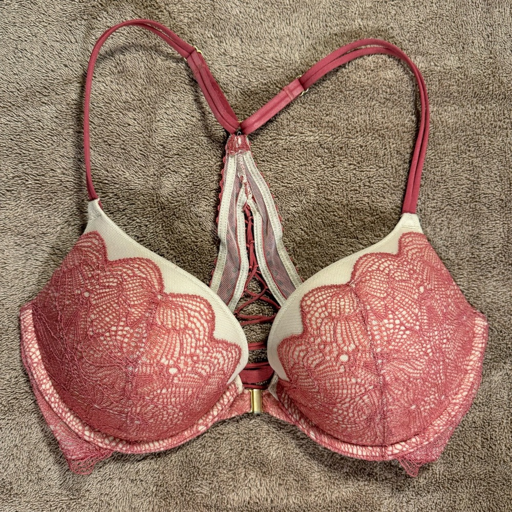 Victoria’s Secret Very Sexy Front Close Racerback Bra